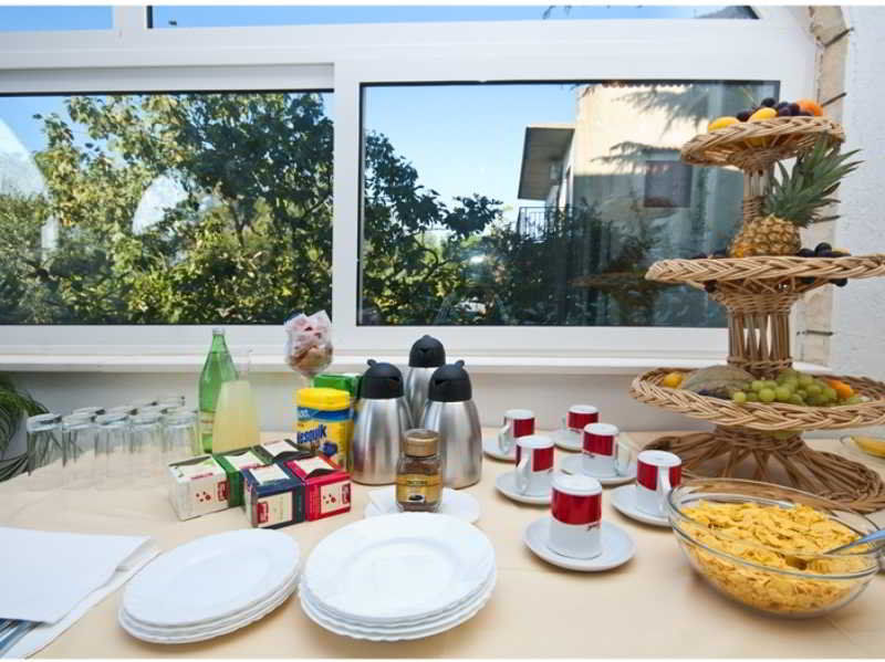 Rooms & Restaurant Matanovi Dvori Sukošan المظهر الخارجي الصورة